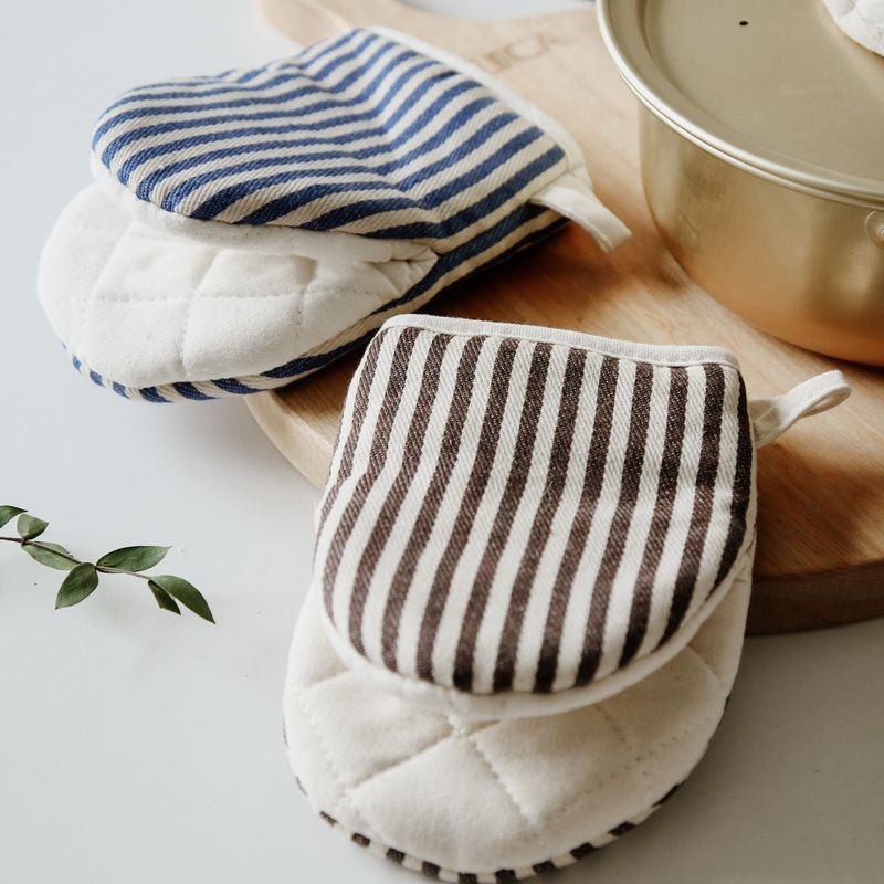 Cotton and Linen Microwave Oven Baking Gloves - Kitchen/Baking