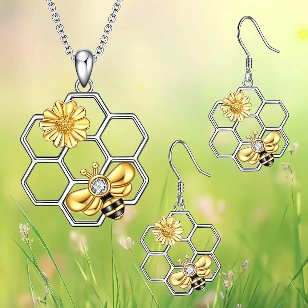 Fashion Bee Flower Honeycomb Earrings For Women And Girls As Birthday And  Christmas Gifts - Temu