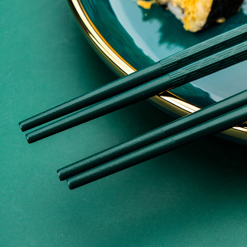 Juego de 5 par/set de palillos japoneses antideslizantes, palillos coreanos  para comida saludable en casa, Hotel, restaurante, palillos para Sushi –  Los mejores productos en la tienda online Joom Geek