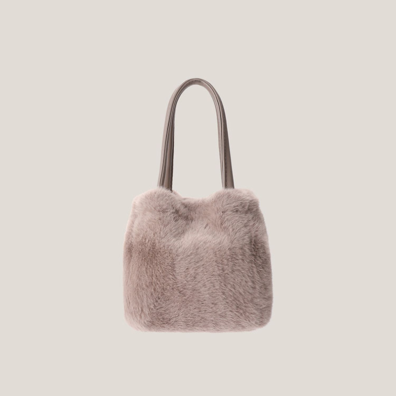 1pc White Plush Chain Strap Tote Bag, Autumn/winter New Arrival Fluffy  Shoulder Handbag For Ladies' Daily Use