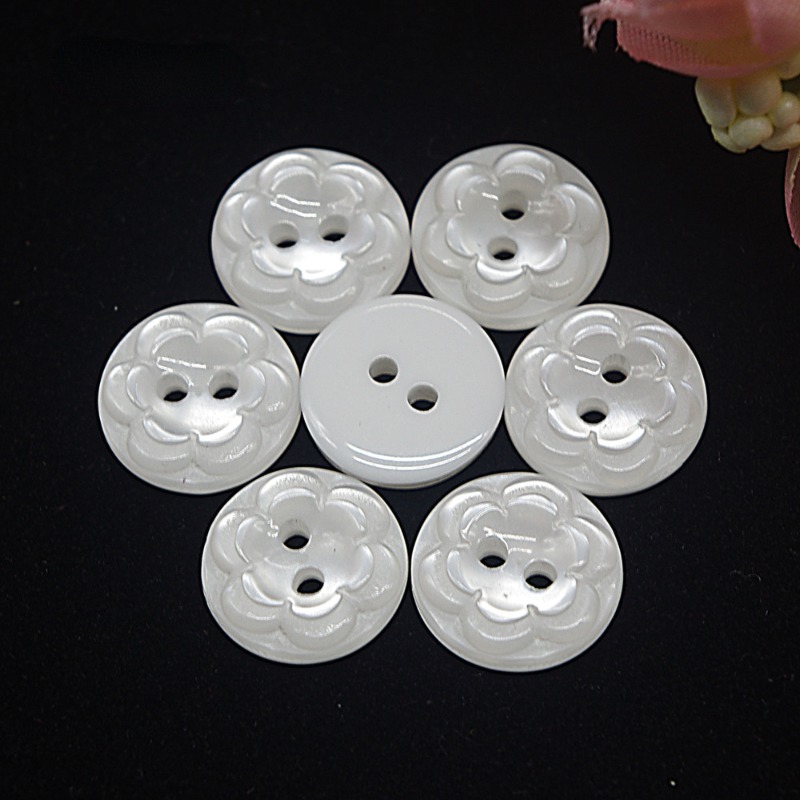 

50pcs Resin Sewing Buttons Scrapbooking Round Flower 2 Holes 12.5mm