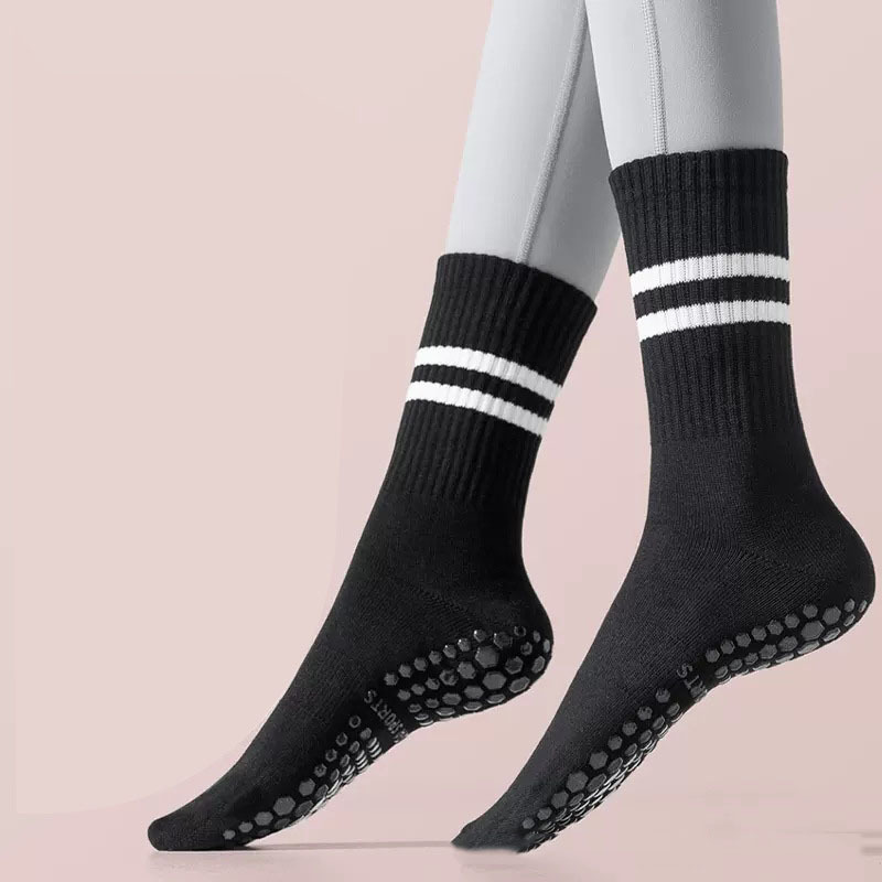 Women's Comfort Non Slip Yoga Socks Breathable Medium Tube Dance Training Socks