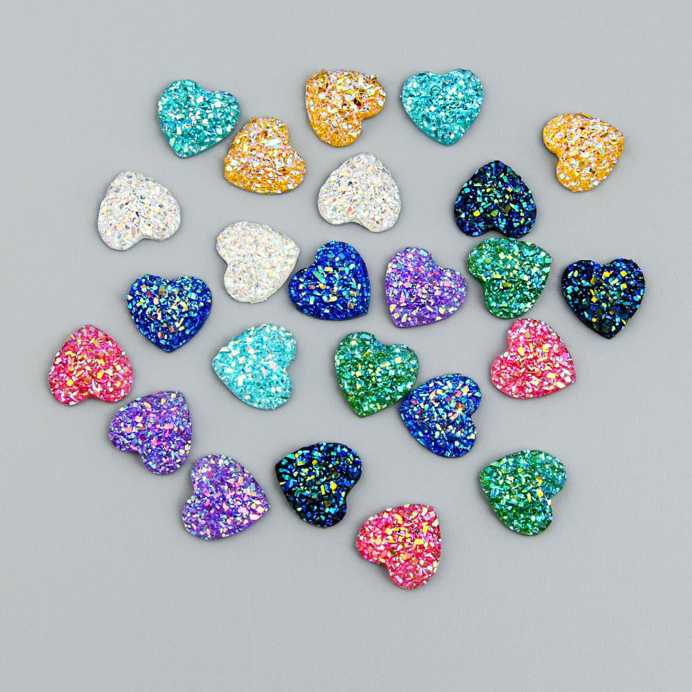 50 PCS Heart Rhinestone Buttons, ZYNERY 18mm Sewing Buttons Embellishments  Decoration, 5 Colors Glass Heart Flat Back Rhinestones Nail Charms for DIY