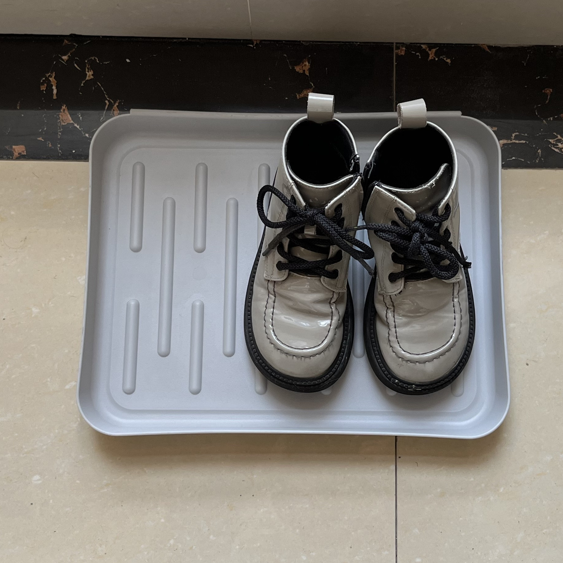 Shoe Tray For Entryway Indoor Large Boot Tray Mat With - Temu