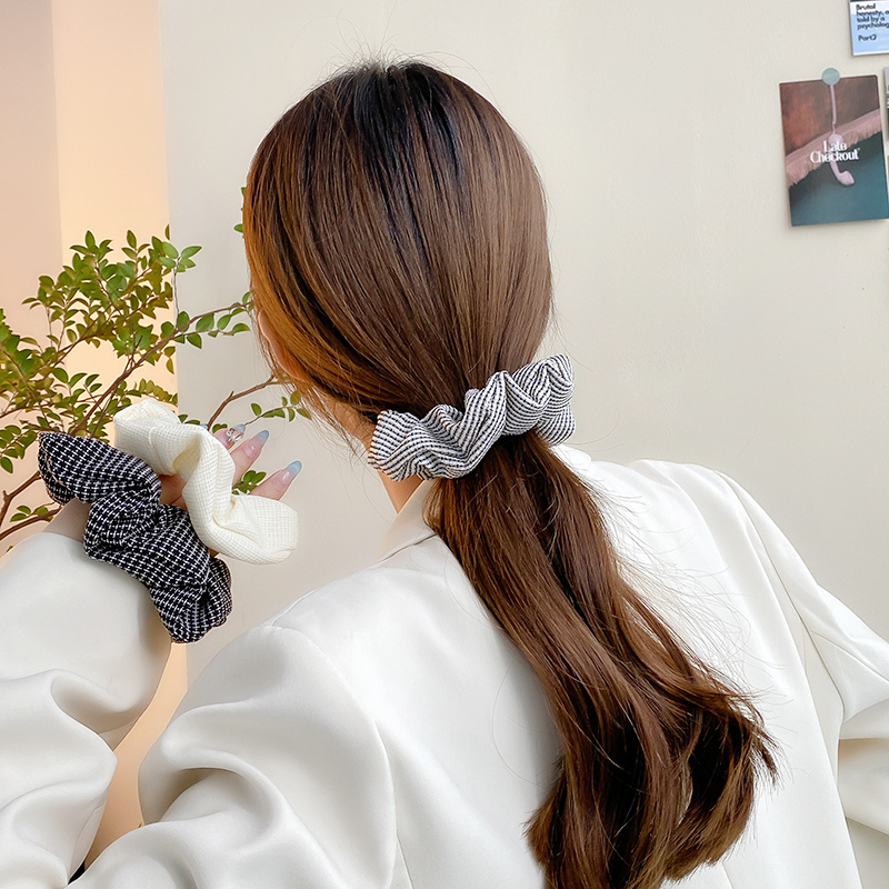 Élastiques à Cheveux élégants – Noirs – Perles – Neufs Sans étiquette
