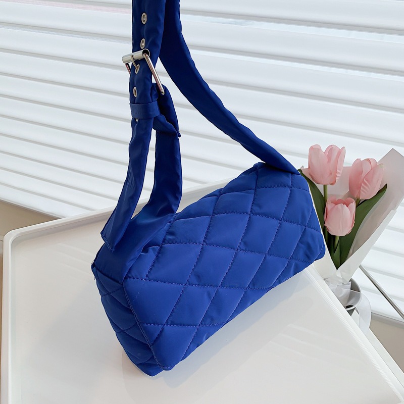 Multi-purpose Stylish Shoulder Bag for Woman Casual Crossbody Bag Oxford  Canvas Shell Bag Small Shoulder Bag
