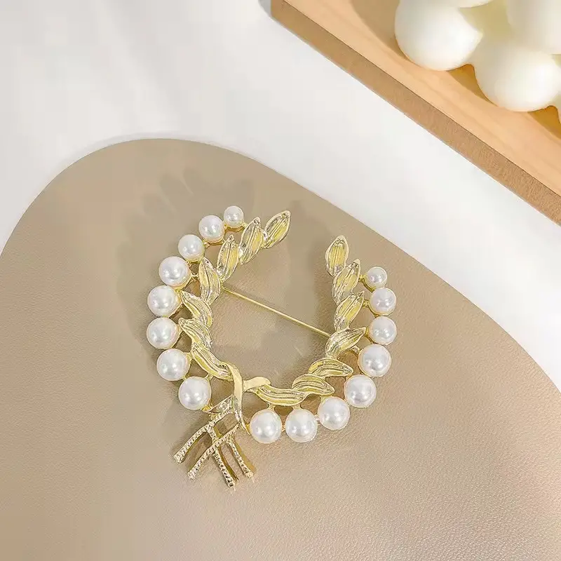 Retro Baroque Pearl Wheat Ear Brooch For Men, Simple Suit Angel Pin, Leaf  Hollow Corsage For Men - Temu Austria