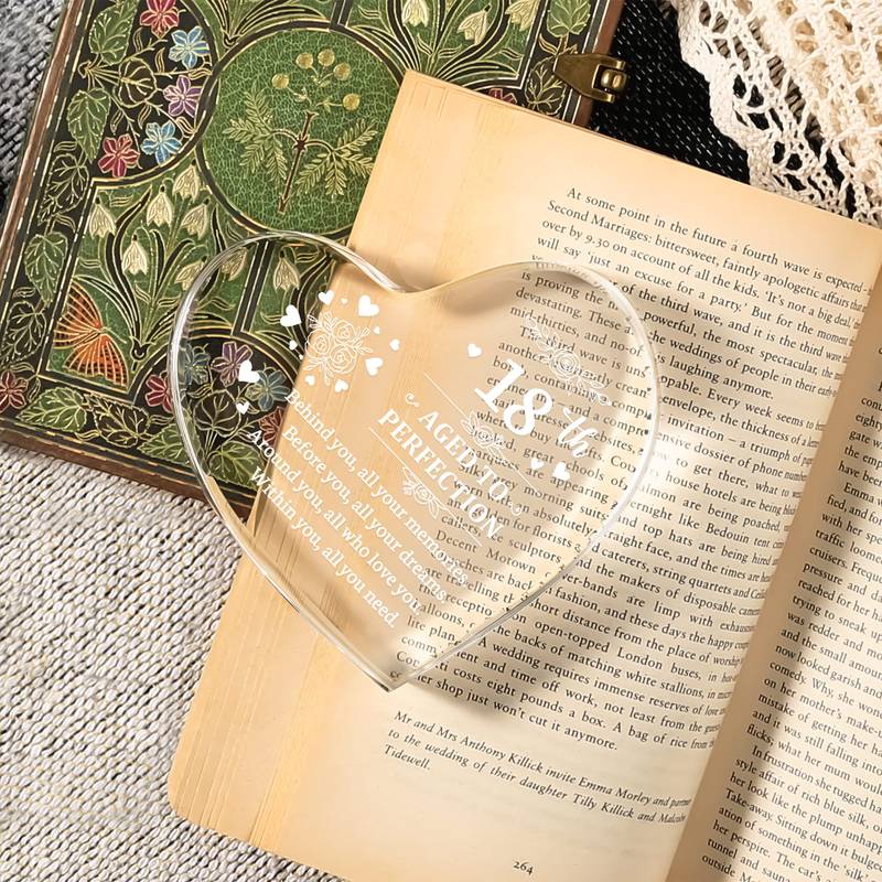 Sac à Vin Anniversaire 65 Ans - Message Humoristique 'This Queen Makes 65 Look Fabulous', Toile 35 Cm