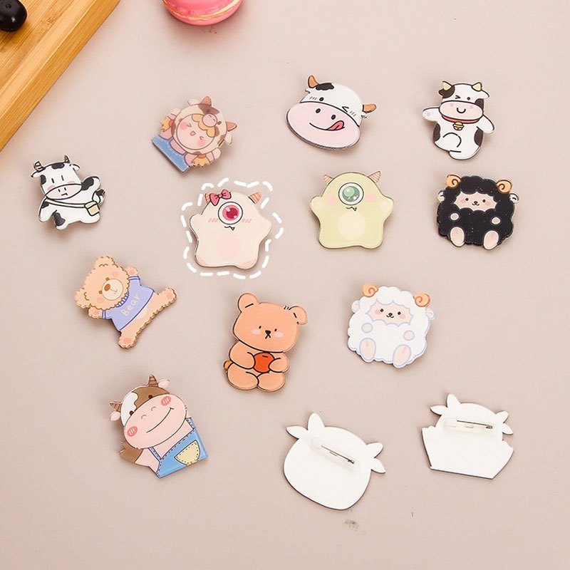  5pcs Enamel Pins for Backpacks Cute Lapel Pins Set Cool Hat Pins  Funny Brooch Women Gift Abstract Face: Clothing, Shoes & Jewelry