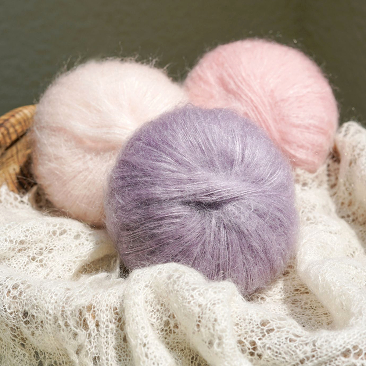 

4balls Mohair Yarn Knitting Yarn Soft Acrylic Hand Knitting Sweater Socks Crochet Sewing 60% Mohair 40% Acrylic Diy Shawl Scarf Thread Yarn 25g/pc 160m