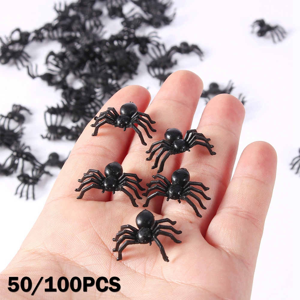 50/100個のミニクモのおもちゃ 面白いジョーク プラスチック製の偽の 