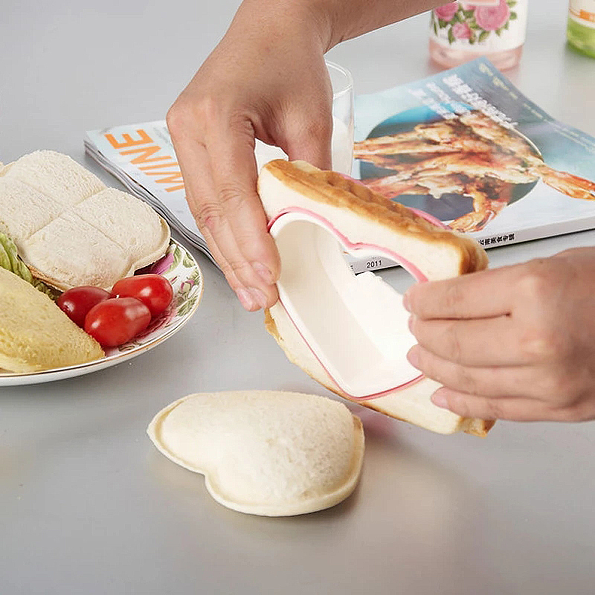 Heart Shaped Sandwich Cutter And Sealer, Decruster Bread Sandwich