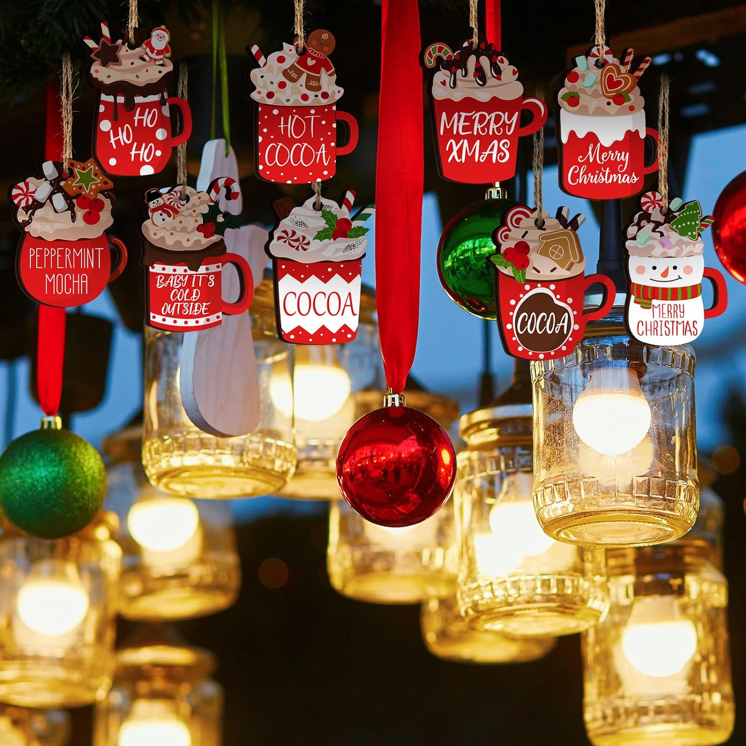 8 Clever Holiday Party Ideas using SOLO®  Diy party cups, Christmas crafts  decorations, Decorating with christmas lights