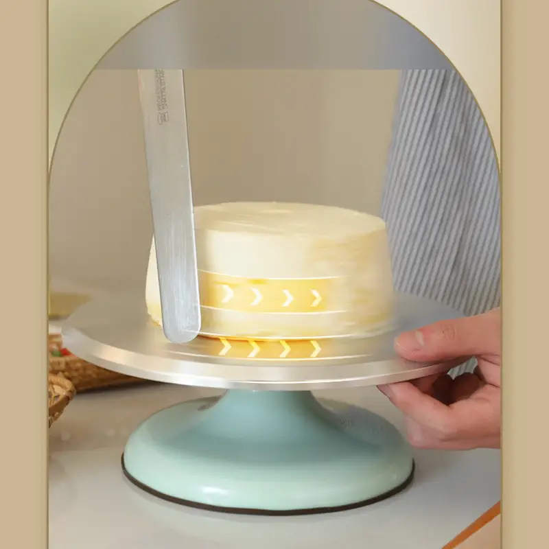 white cake plastic turntable with non-slip