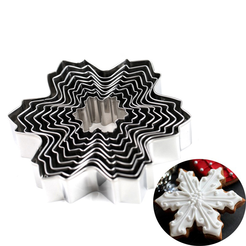 Snowflake Cookie Cutters, Stainless Steel Pastry Cutter Set, Christmas  Biscuit Molds, Baking Tools, Kitchen Accessories, Xmas Decor - Temu