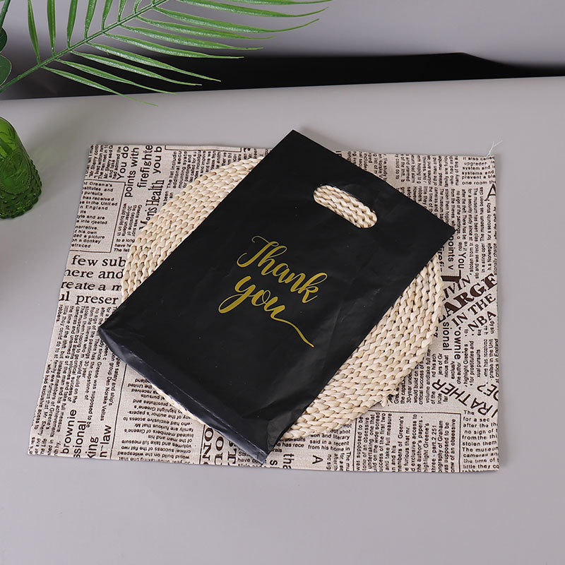 100pcs Black And White Gift Bag, Simple Four-finger Clothing Bag, Packaging  Bag, Portable Shopping Bag