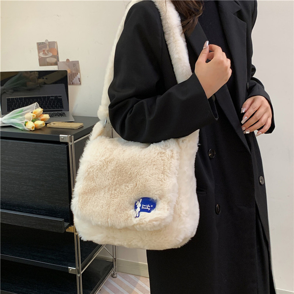 Faux fur slouch online bag