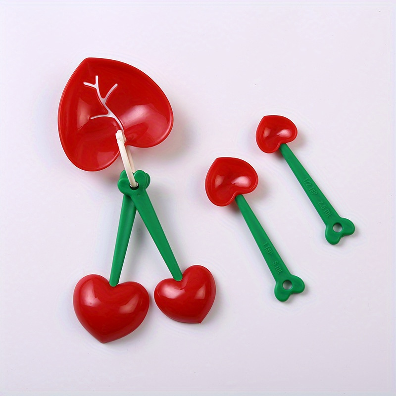 1set Heart Shaped Plastic Measuring Spoons For Baking, Set Of 4, Red