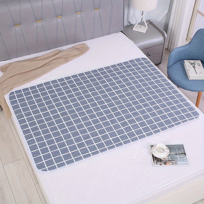 Elderly care mats and mats for elderly care