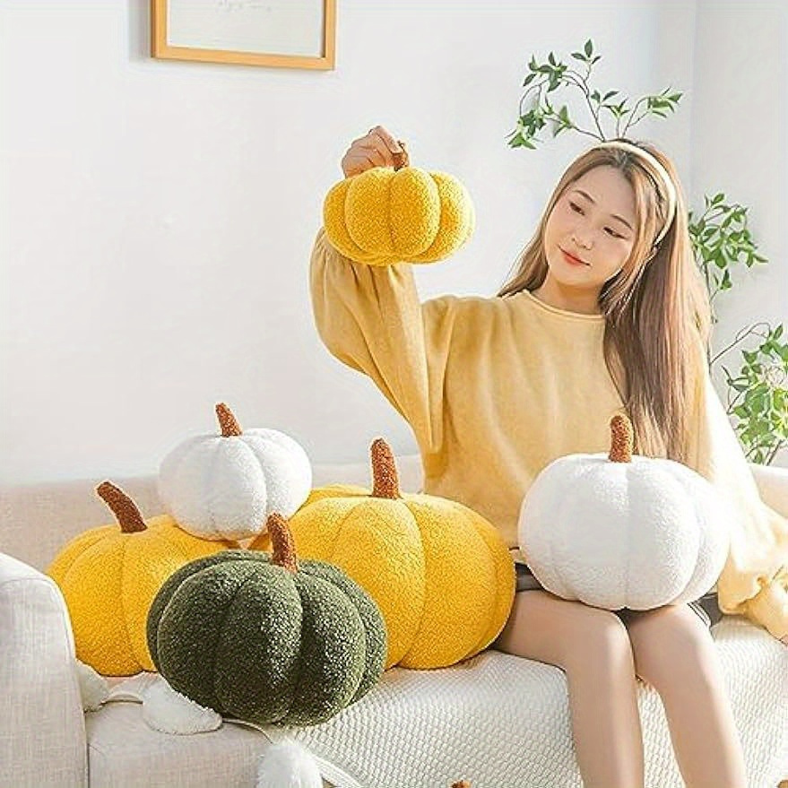 Pumpkin Pillow: Halloween