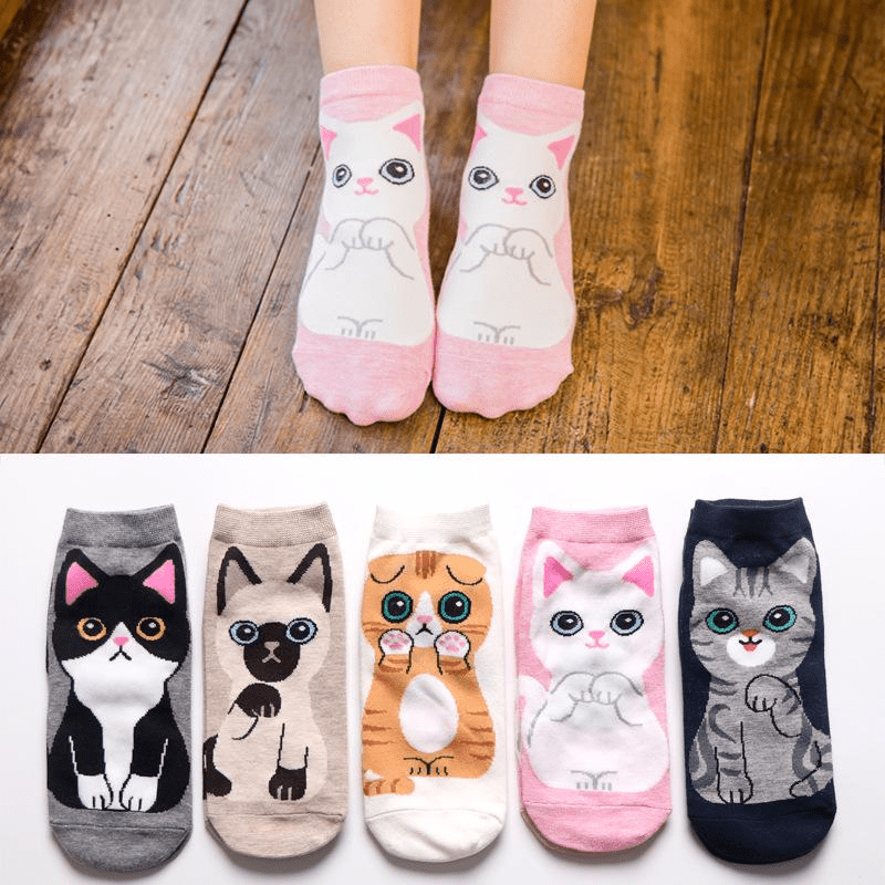 2 Pairs Random Cotton Cartoon Socks Pink Cute Cat Ankle Socks Red