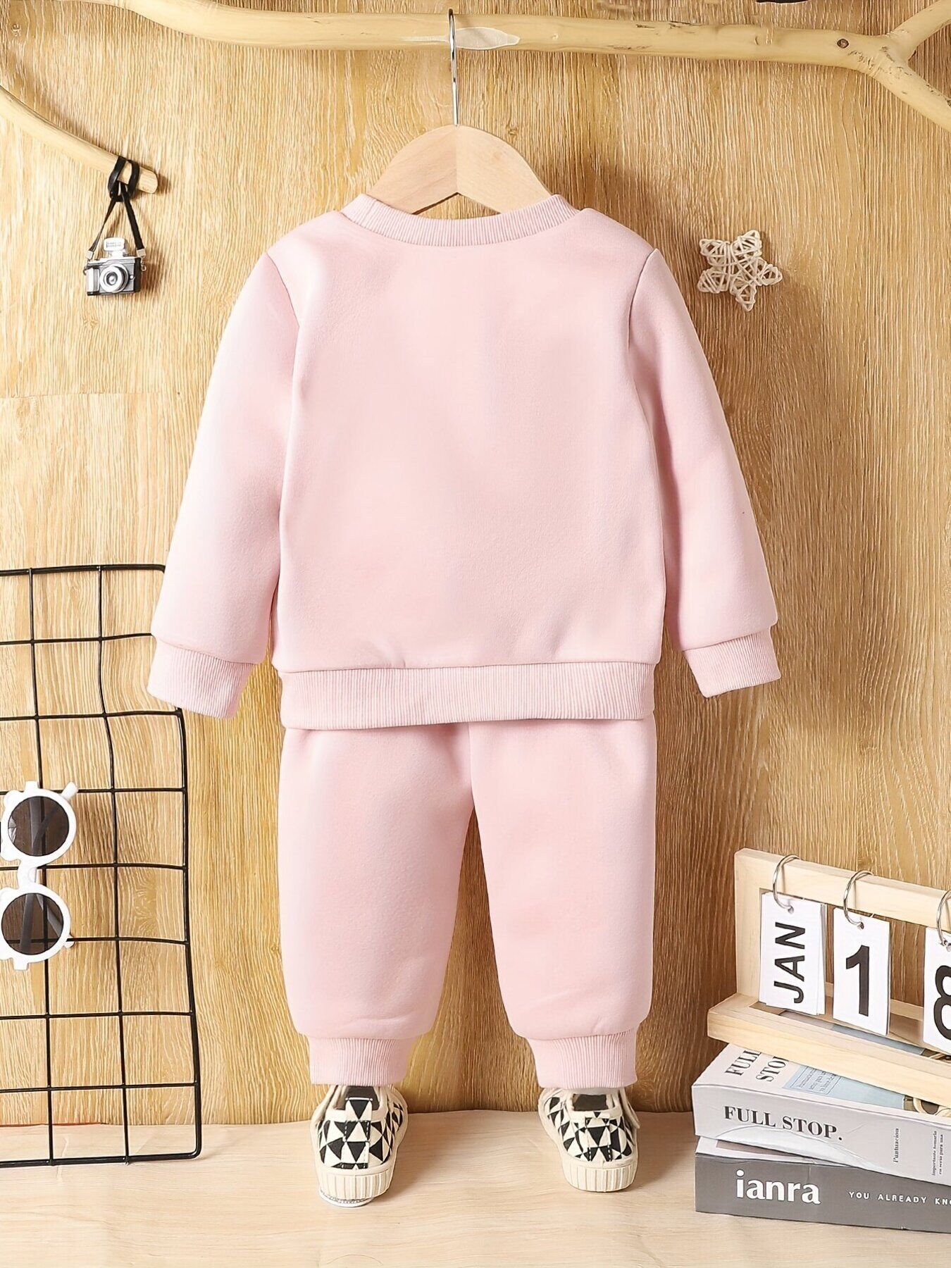 Unisex Baby Kids Girls and Boys Round Neck Winter Wear Thermal