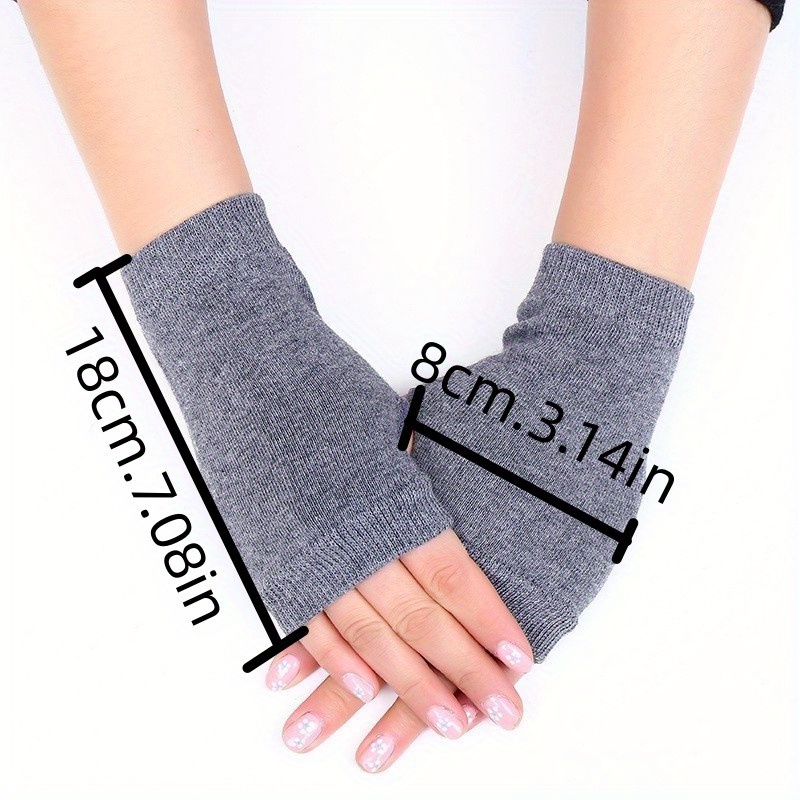 Minimalist Solid Color Fingerless Gloves With Thumb Hole Short