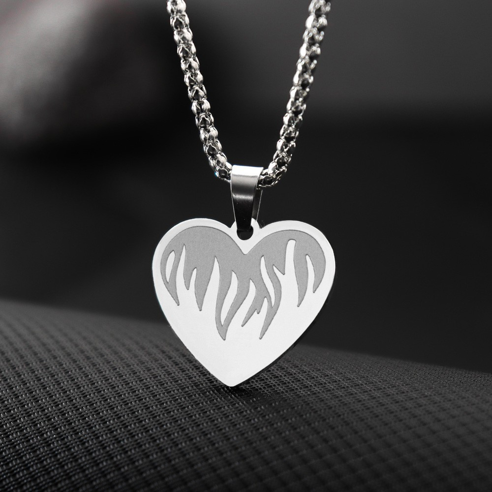 1pc Stainless Steel Heart Shaped Pendant Necklace For Women