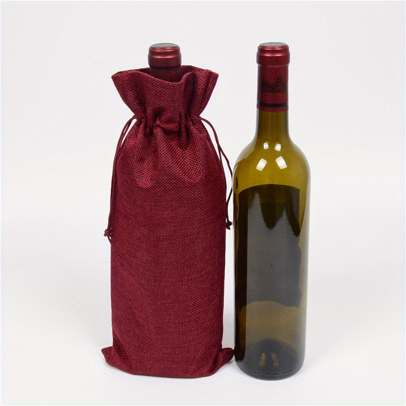 Engagement Gifts for Couples, Unique Newly-Engaged Gifts, Wine Bag with  Drawstrings and 2 Wine Stoppers, Perfect for Anniversary, Christmas,  Wedding 