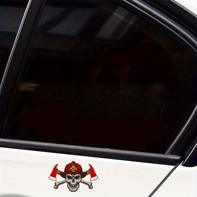 Pirate Skull - 8 Vinyl Sticker - For Car Laptop I-Pad - Waterproof Decal 