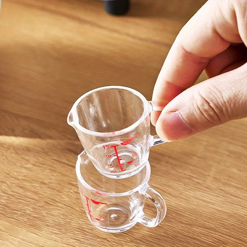  Taza medidora de plástico a elección de 1 taza, 2 tazas, 4 tazas  o juego de 3 piezas con agarre y boquilla fácil de leer (4 tazas) : Hogar y  Cocina