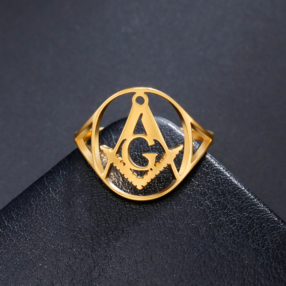 Mason deals symbol ring