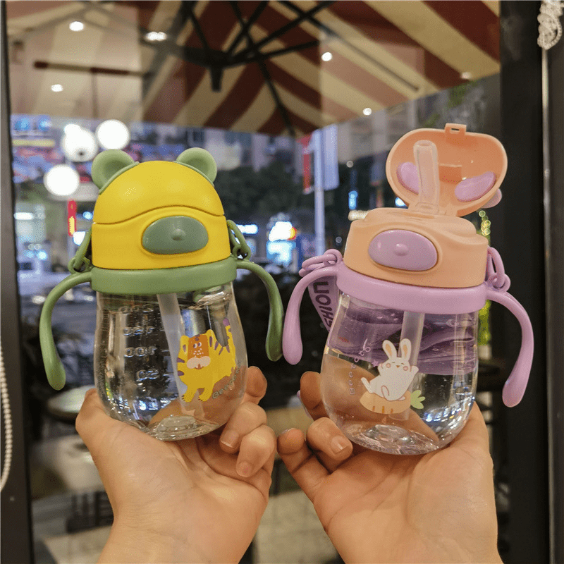 Glass Milk Cup with Straw and Lid 8.5oz Cup Cute Heat-resistant Tumbler  Drinking Water Travel Mug for Kids Cartoon Animal Milk Sippy Cup Toddlers  with Silicone Handle 