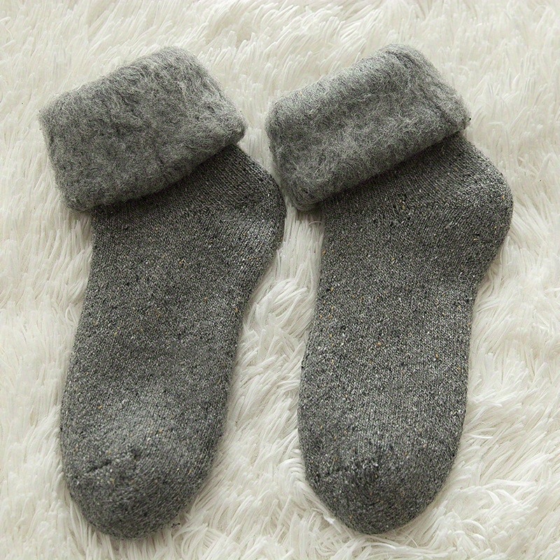 Image of Women's Thickened Plush Brushed Winter Socks - Large Size Warm Ski & Floor Socks Suitable For Weather, /outdoor Use, Machine Washable - Socks ()