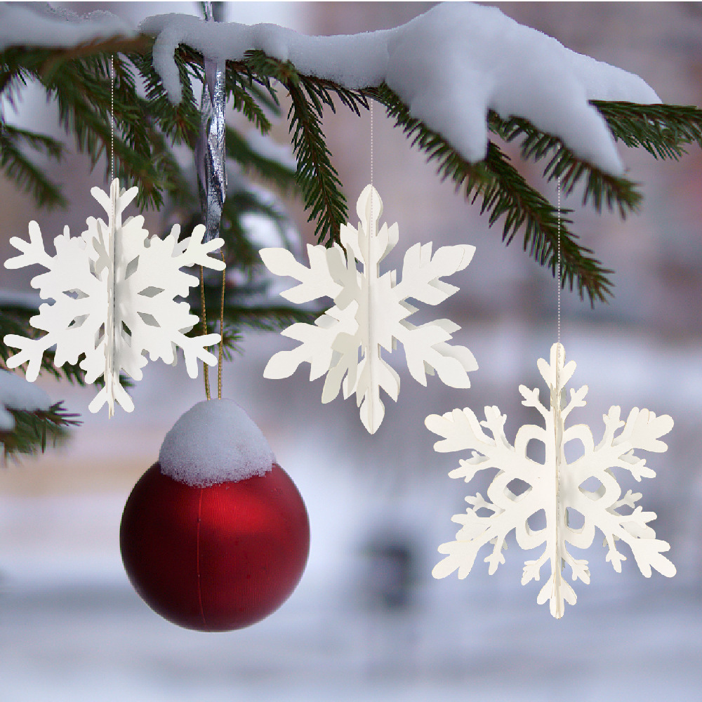 Small Snowflake Christmas ornaments - Homemade gifts