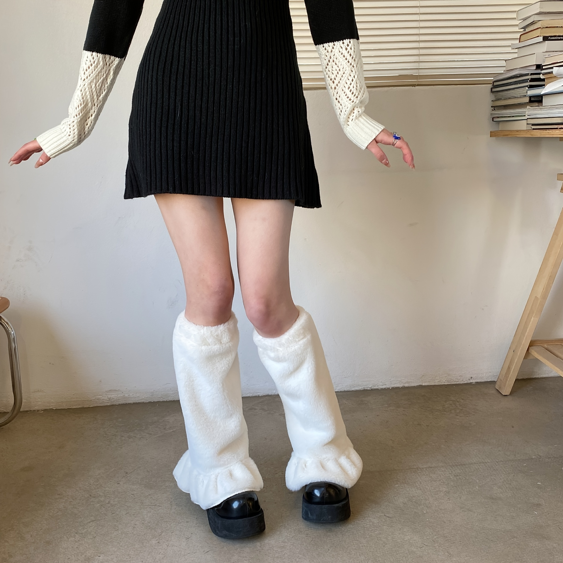 Women's Plush Leg Warmers, Kawaii Harajuku Style Warm Flared Socks, Solid  Color Ruffle Trim Winter Y2k Stylist Leg Sleeve