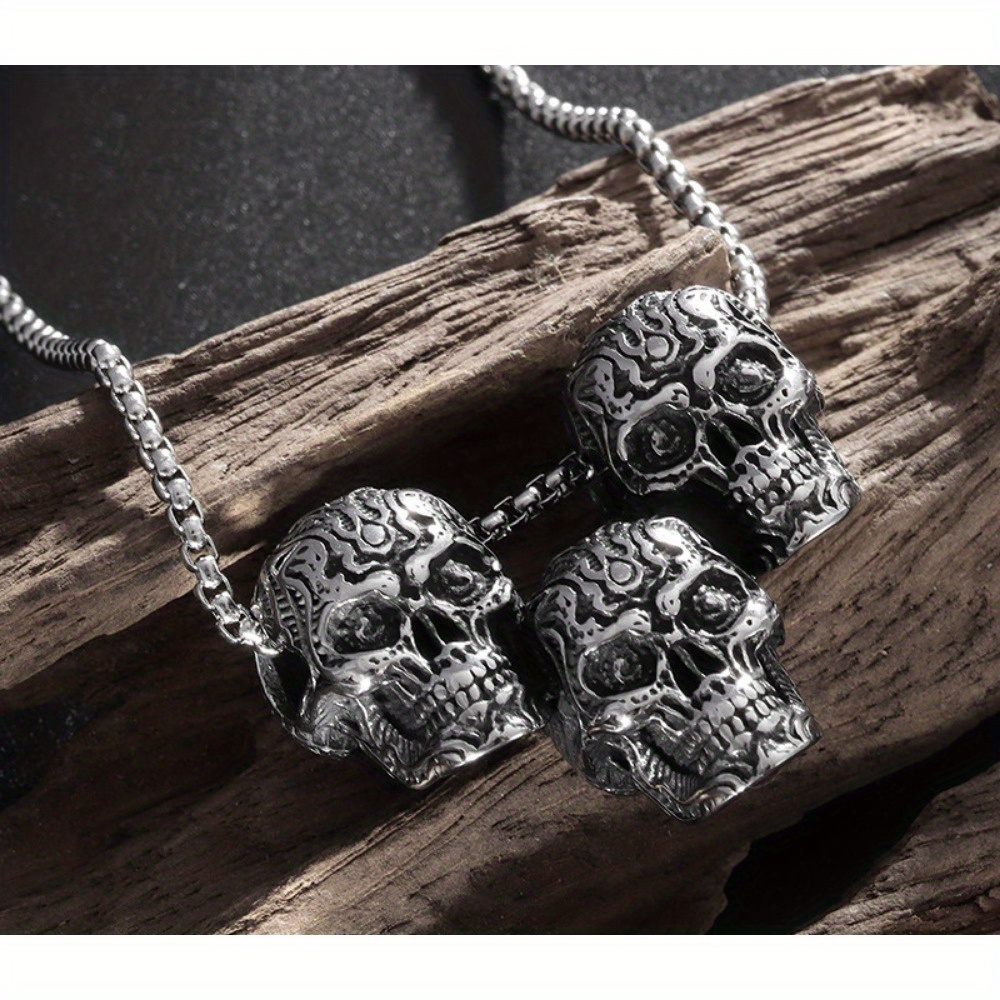 Skull deals necklace womens