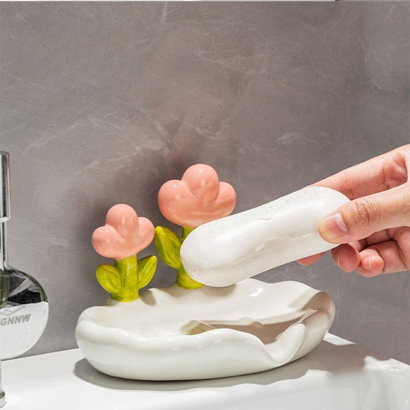 1pcs Plastic Cute Flower Soap Dish, Drain Soap Tray, Self Draining Soap  Holder, Soap Storage Rack For Bathroom Accessories