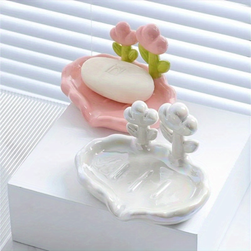 1pcs Plastic Cute Flower Soap Dish, Drain Soap Tray, Self Draining Soap  Holder, Soap Storage Rack For Bathroom Accessories