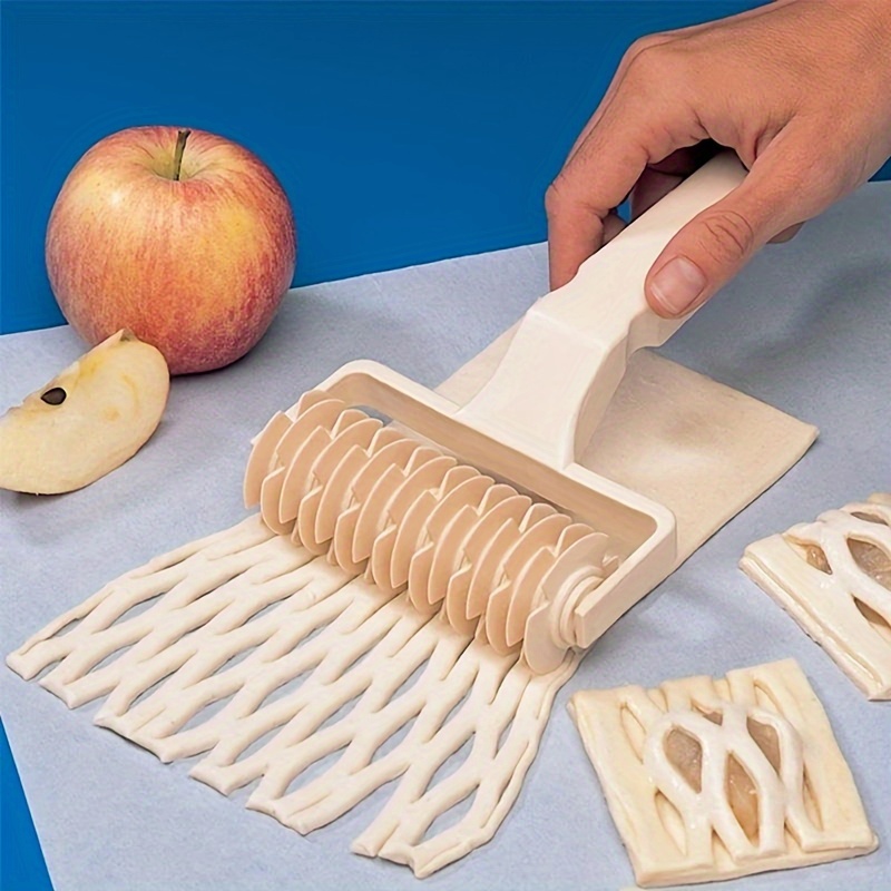 

Make Perfectly Decorated Pies With This 1pc Pastry Lattice Roller Cutter !