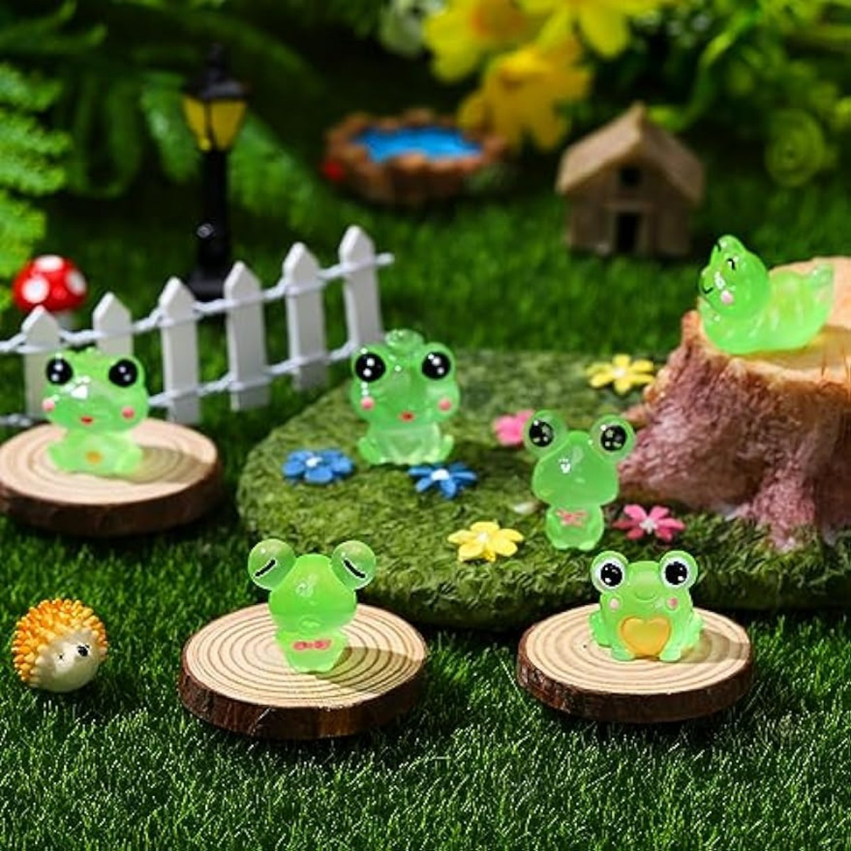 Luminous Resin Mini Frogs Cute Frog Glow In Dark Miniature - Temu