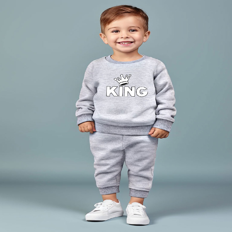 

2pcs Boy's "king" Print Crew Neck Outfit, Cartoon Crown Pattern Sweatshirt & Pants Set, Kid's Clothes For Fall Winter, As Gift