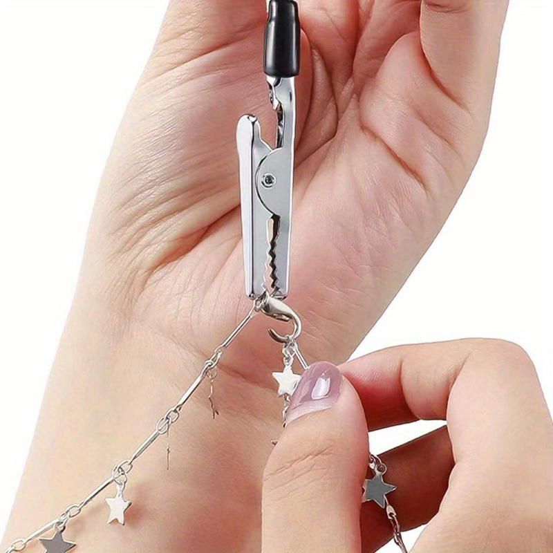 Bracelet Fastener Helper - Temu