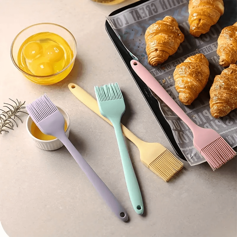 Large And Small Silicone Spatulas, Oil Brush, And Long Macaron Spatula -  Essential Baking Supplies For Cakes, Cheese, And More - Temu