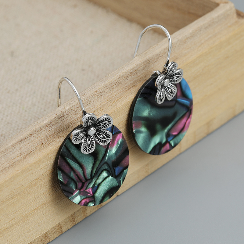 Vintage Hollow Flower Round Abalone Shell Design Dangle Earrings Retro Bohemian Style Holiday Ear Ornaments
