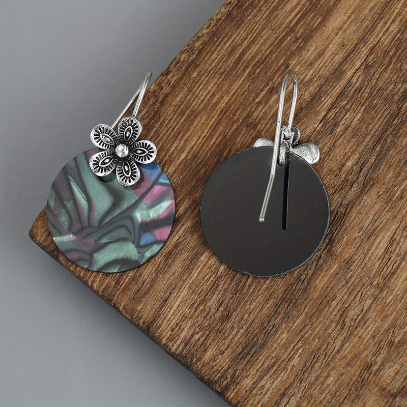 Vintage Hollow Flower Round Abalone Shell Design Dangle Earrings Retro Bohemian Style Holiday Ear Ornaments