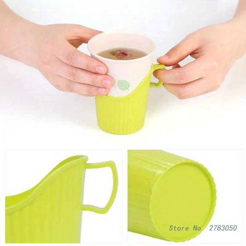 Cup holder with handle