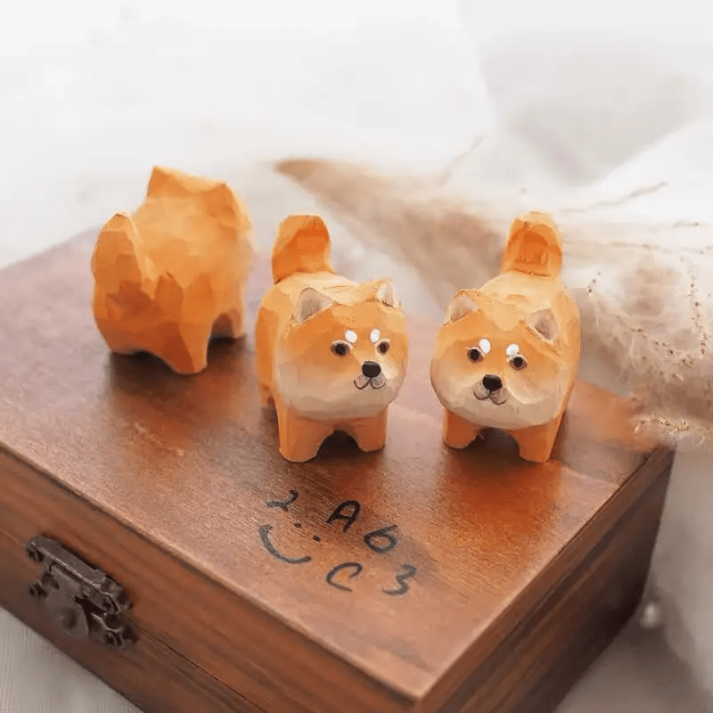 Wood Carving Decoration Figurines, Small Figurines Decoration