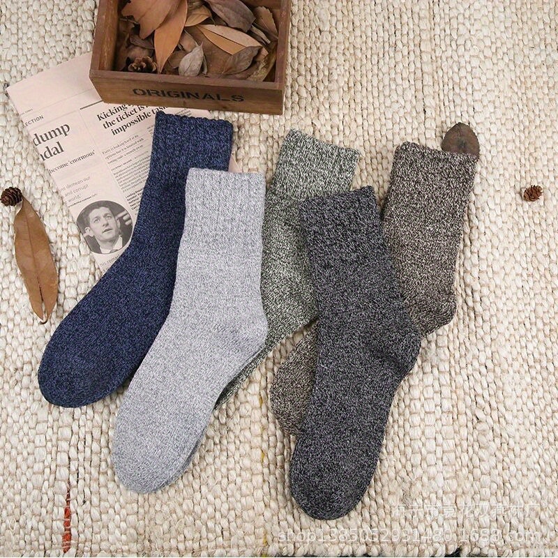  5 Pairs Comfortable and Warm Vintage Crew Socks for Women -  Soft Wool Knit Cabin Socks, Cozy Thick Winter Gifts : Clothing, Shoes &  Jewelry