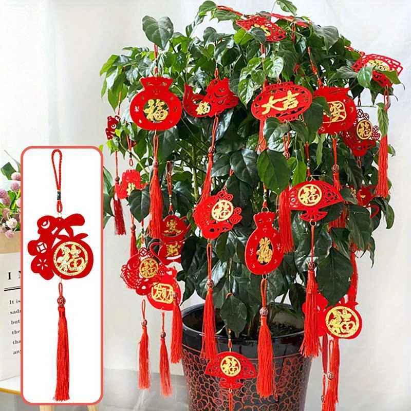 68Pcs Chinese New Year Hanging Ornaments 2024 Spring Festival Lucky Fu  Character Chinese Knot Pendant with Rope Traditional New Year Holiday